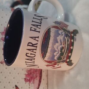 Niagara Falls Souvenir ☕ White